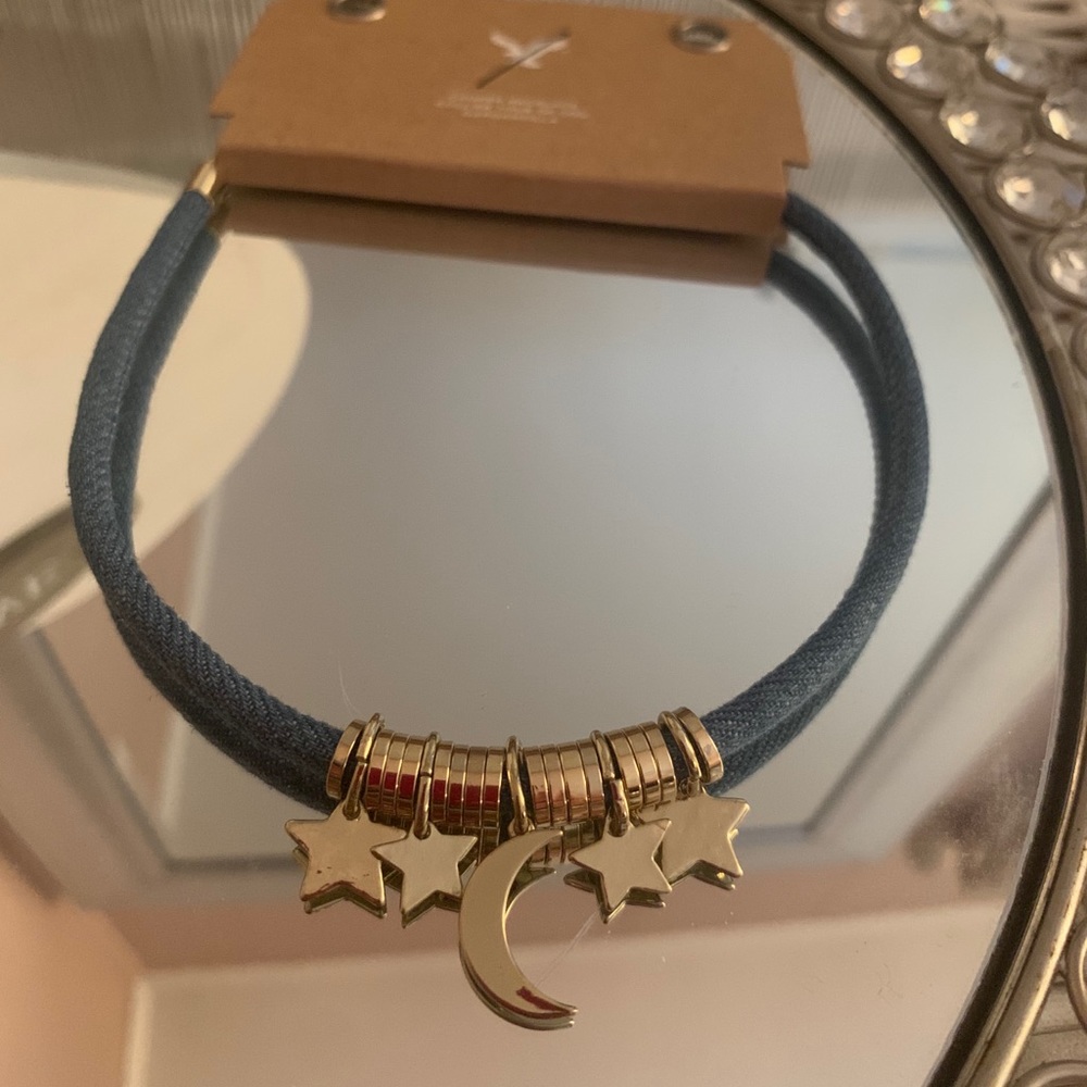 American eagle choker